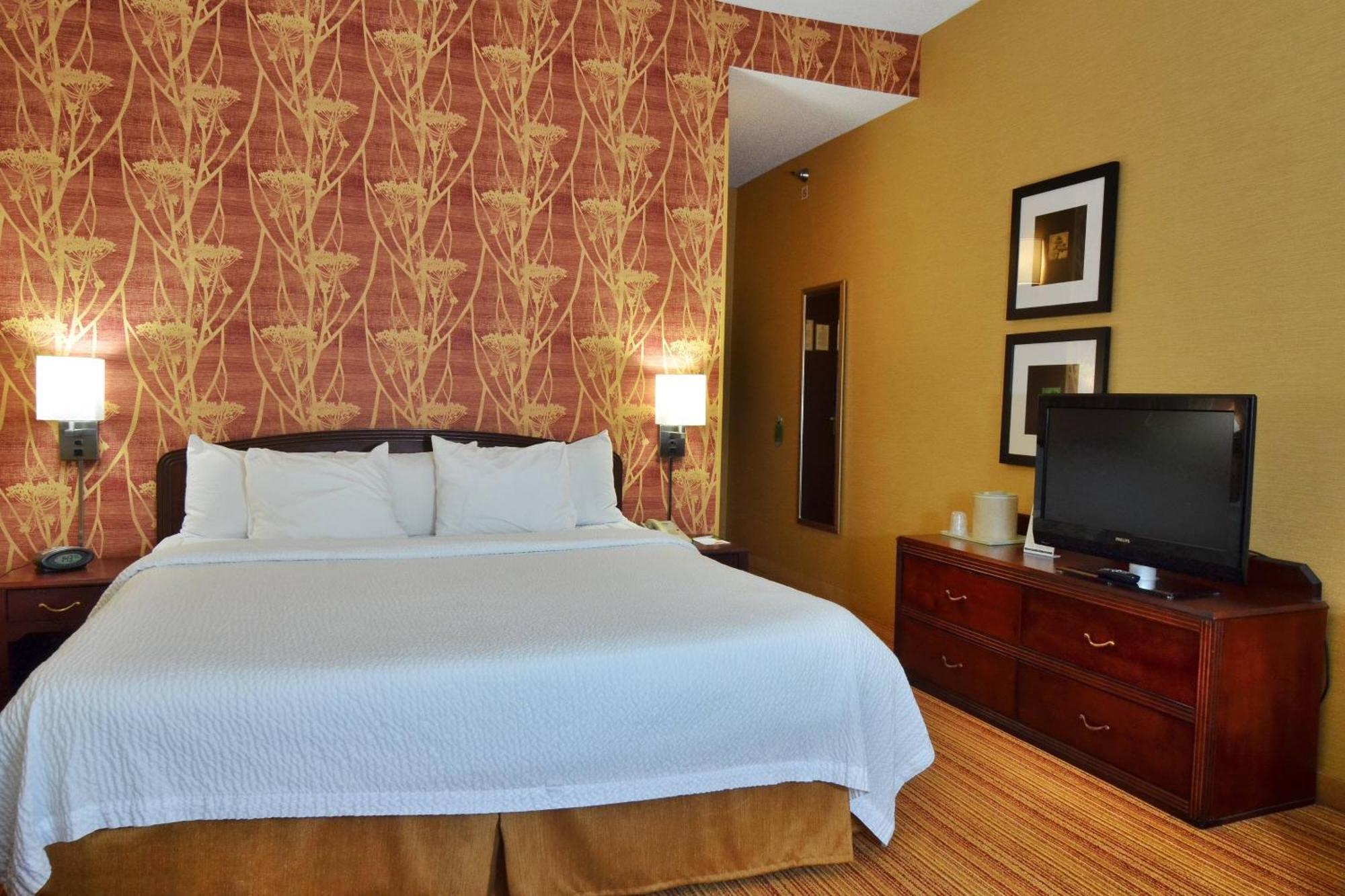 Courtyard By Marriott Indianapolis South Hotel Exterior photo